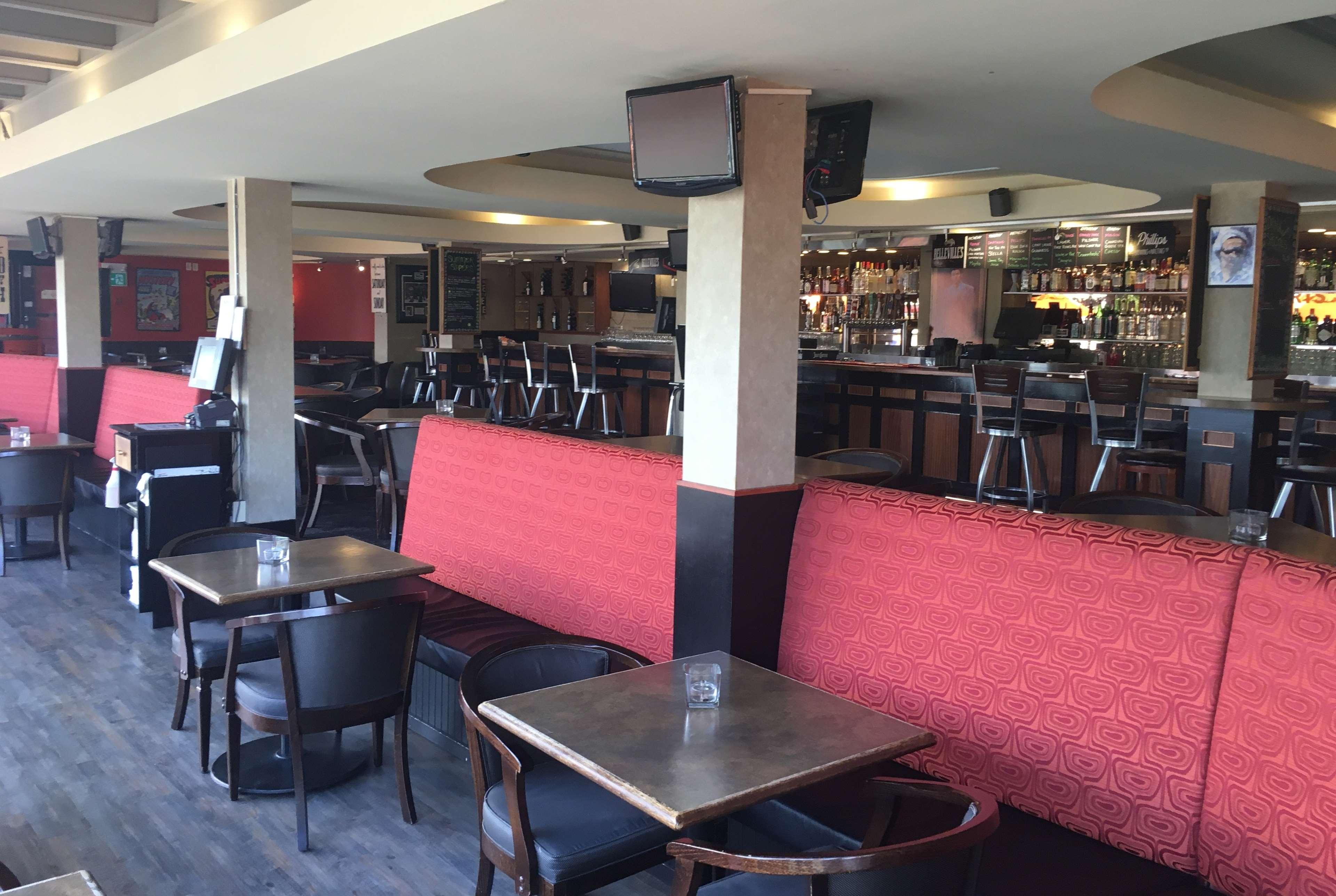 Days Inn By Wyndham Victoria On The Harbour Esterno foto
