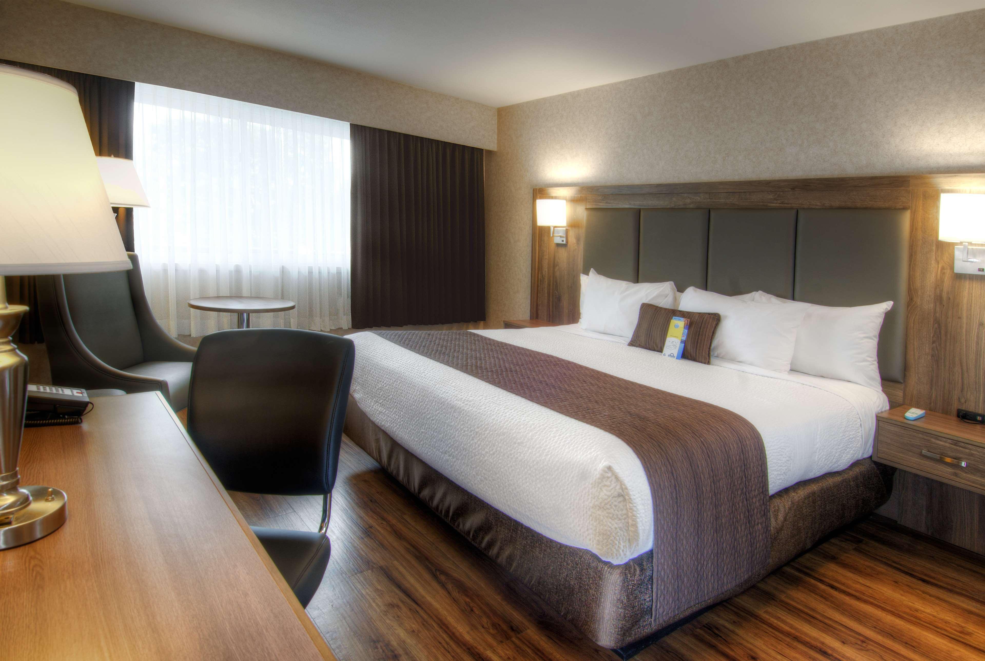 Days Inn By Wyndham Victoria On The Harbour Esterno foto