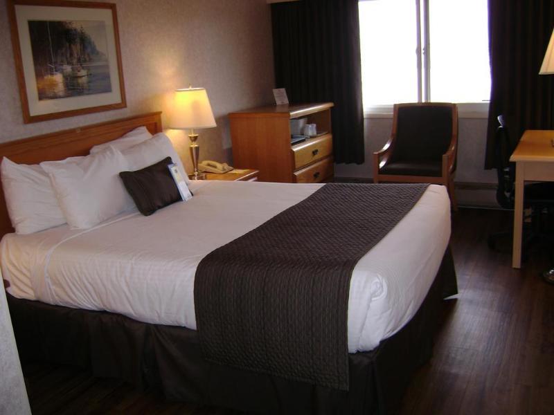Days Inn By Wyndham Victoria On The Harbour Esterno foto
